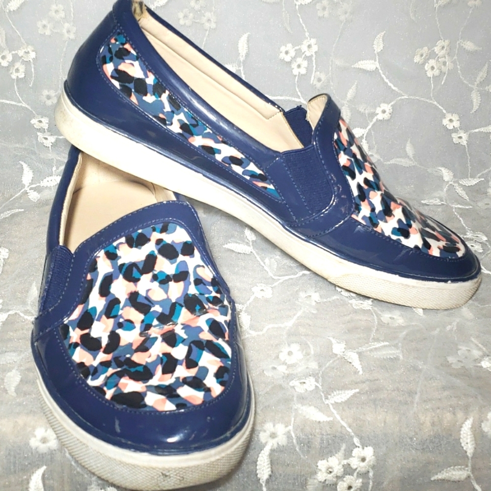 NW brodie 3 Vintage Women's loafers.